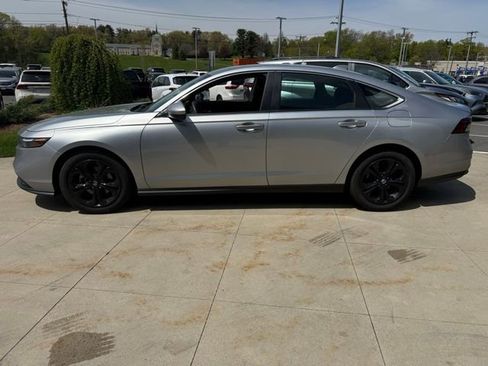 Used 2024 Honda Accord LX image 4