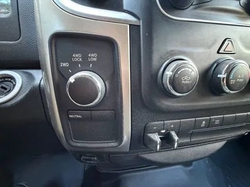 Used 2015 RAM 3500 SLT AWD/4WD image 19