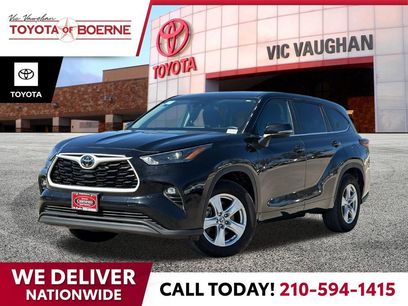 Certified 2025 Toyota Highlander LE