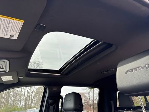 Used 2025 GMC Sierra 1500 AT4 w/ Technology Package image 29