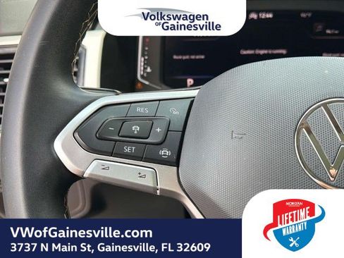 Used 2023 Volkswagen Atlas SE FWD image 25