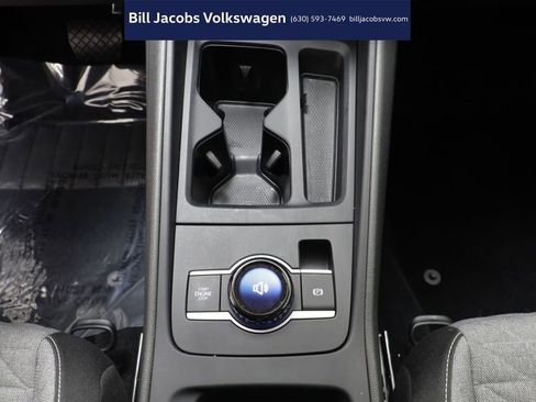 Used 2025 Volkswagen Tiguan S AWD/4WD image 11