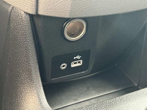 Used 2021 Nissan NV200 S FWD image 26