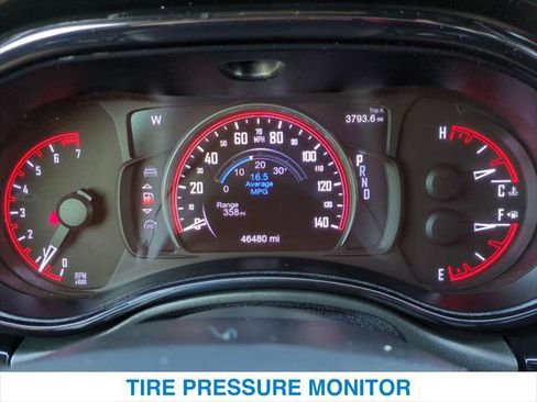Used 2022 Dodge Durango GT RWD image 16