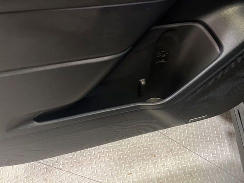 Certified 2025 Subaru Forester Limited w/ Popular Package #2 image 52