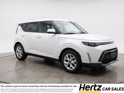 Used 2025 Kia Soul LX w/ LX Technology Package