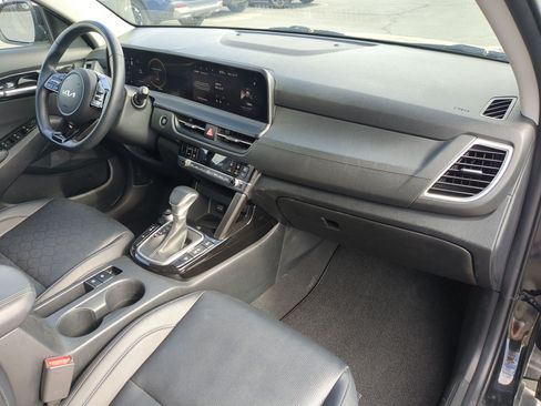 Certified 2024 Kia Seltos SX w/ SX Sunroof Package AWD/4WD image 29