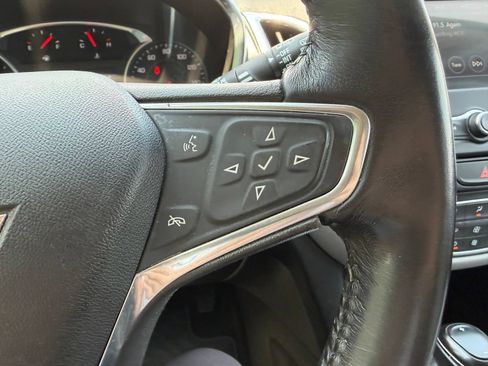 Used 2019 Chevrolet Equinox LT FWD image 15