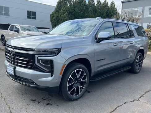 New 2026 Chevrolet Suburban RST w/ RST Capability Package image 3