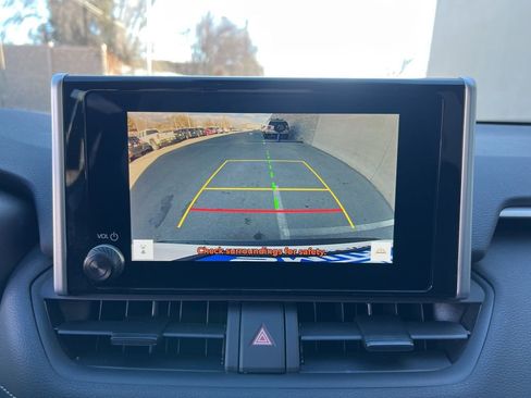 Used 2024 Toyota RAV4 LE image 17