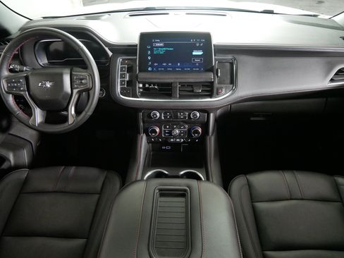 Used 2024 Chevrolet Suburban RST w/ Luxury Package AWD/4WD image 10