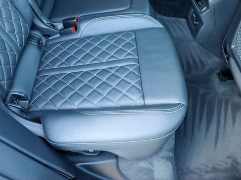 Used 2021 Audi SQ5 Premium Plus w/ Premium Plus Package image 20