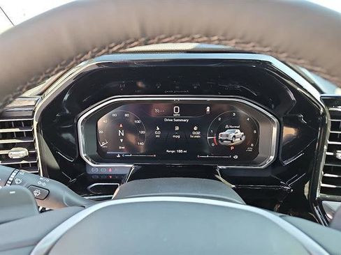 New 2026 GMC Sierra 1500 SLT image 14