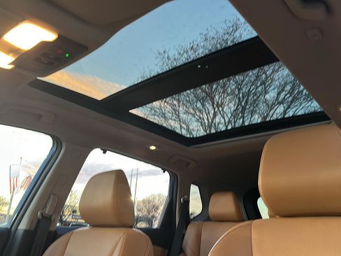 Used 2023 Nissan Rogue Platinum w/ Platinum Premium Package image 29