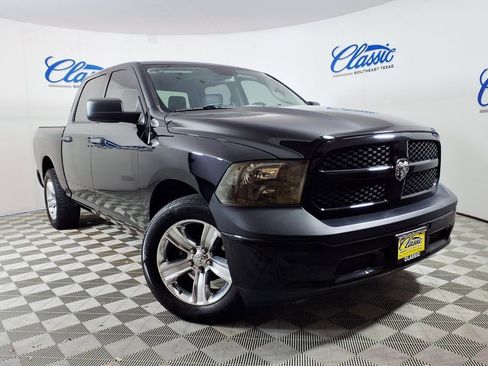 Used 2019 RAM 1500 Tradesman RWD image 1