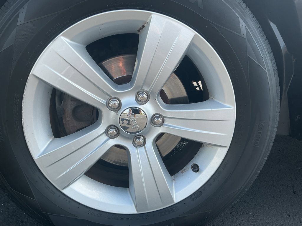 Used 2015 Jeep Patriot Latitude w/ Sun/Sound Group AWD/4WD image 4