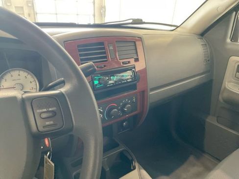 Used 2005 Dodge Dakota SLT w/ Sport Appearance Group AWD/4WD image 19