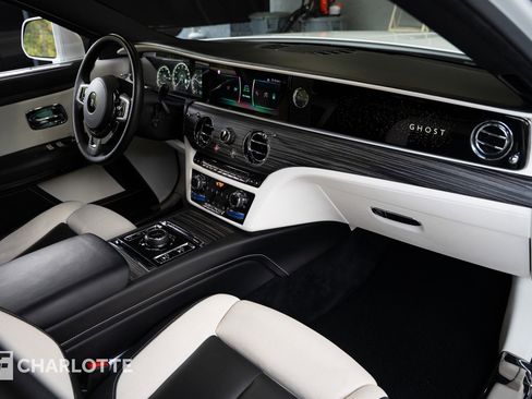 Used 2021 Rolls-Royce Ghost image 29