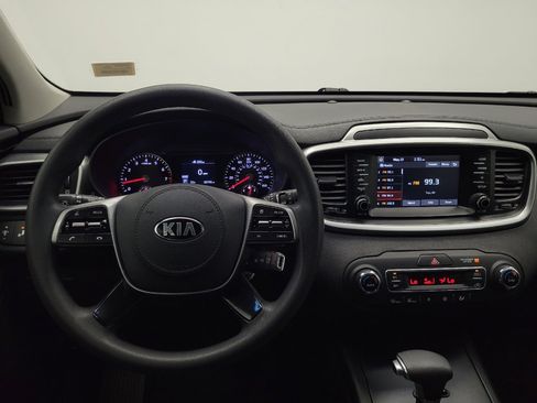 Used 2019 Kia Sorento FWD V6 image 22