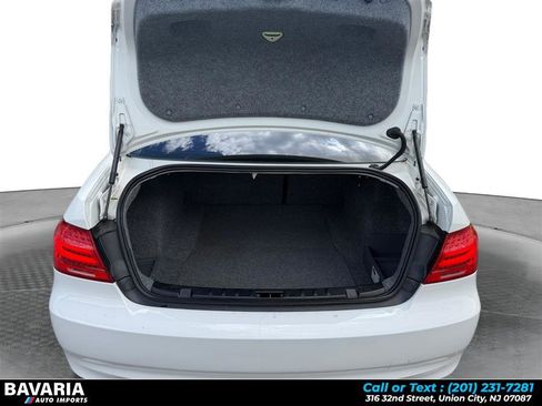 Used 2011 BMW 328i xDrive Coupe AWD/4WD image 19