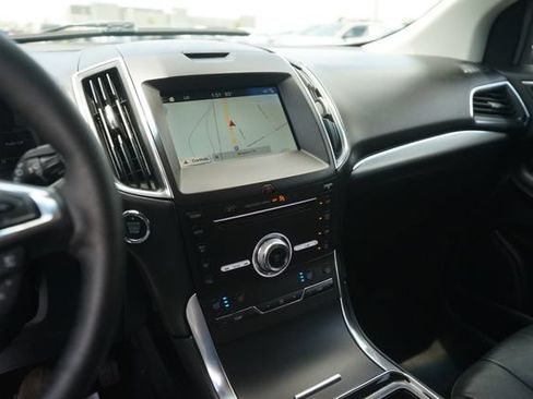 Used 2019 Ford Edge Titanium w/ Equipment Group 301A FWD image 27