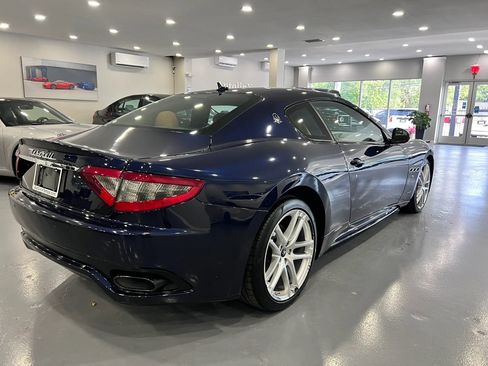 Used 2015 Maserati GranTurismo Sport RWD image 7