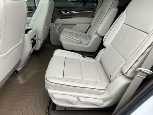 Used 2022 GMC Yukon Denali image 13