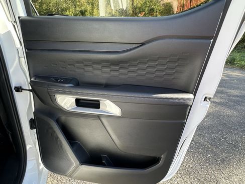 New 2025 Ford Ranger XLT w/ Equipment Group 301A High image 37