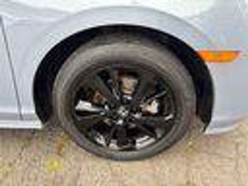 Used 2024 Honda Odyssey Sport image 9