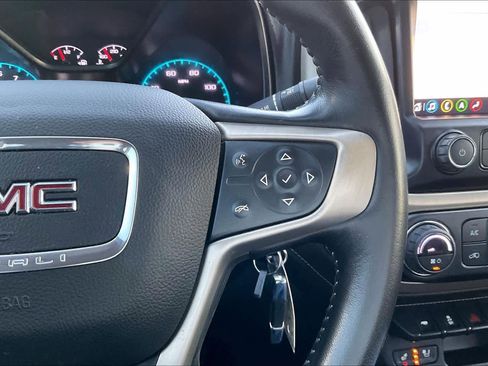 Certified 2022 GMC Canyon Denali w/ Denali Black Edition Package image 23