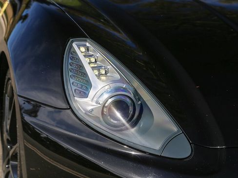 Used 2010 Ferrari California image 10