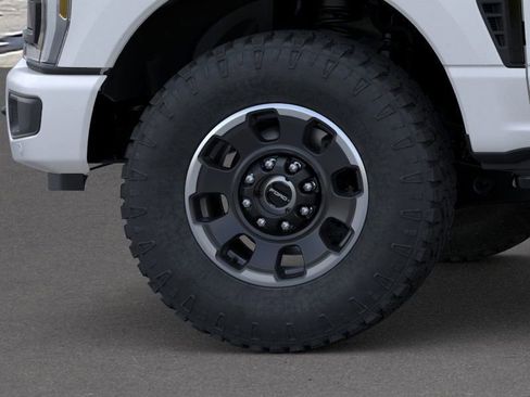 New 2026 Ford F350 Platinum w/ Tremor Off-Road Package image 19