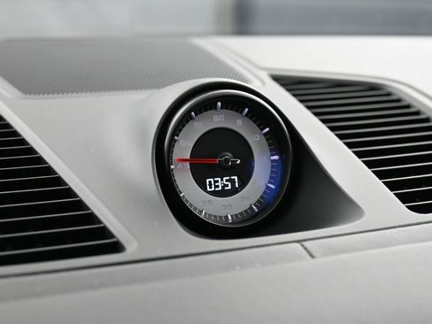 Certified 2021 Porsche Cayenne Turbo image 20