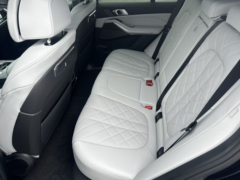 New 2026 BMW X5 sDrive40i w/ M Sport Package RWD image 23