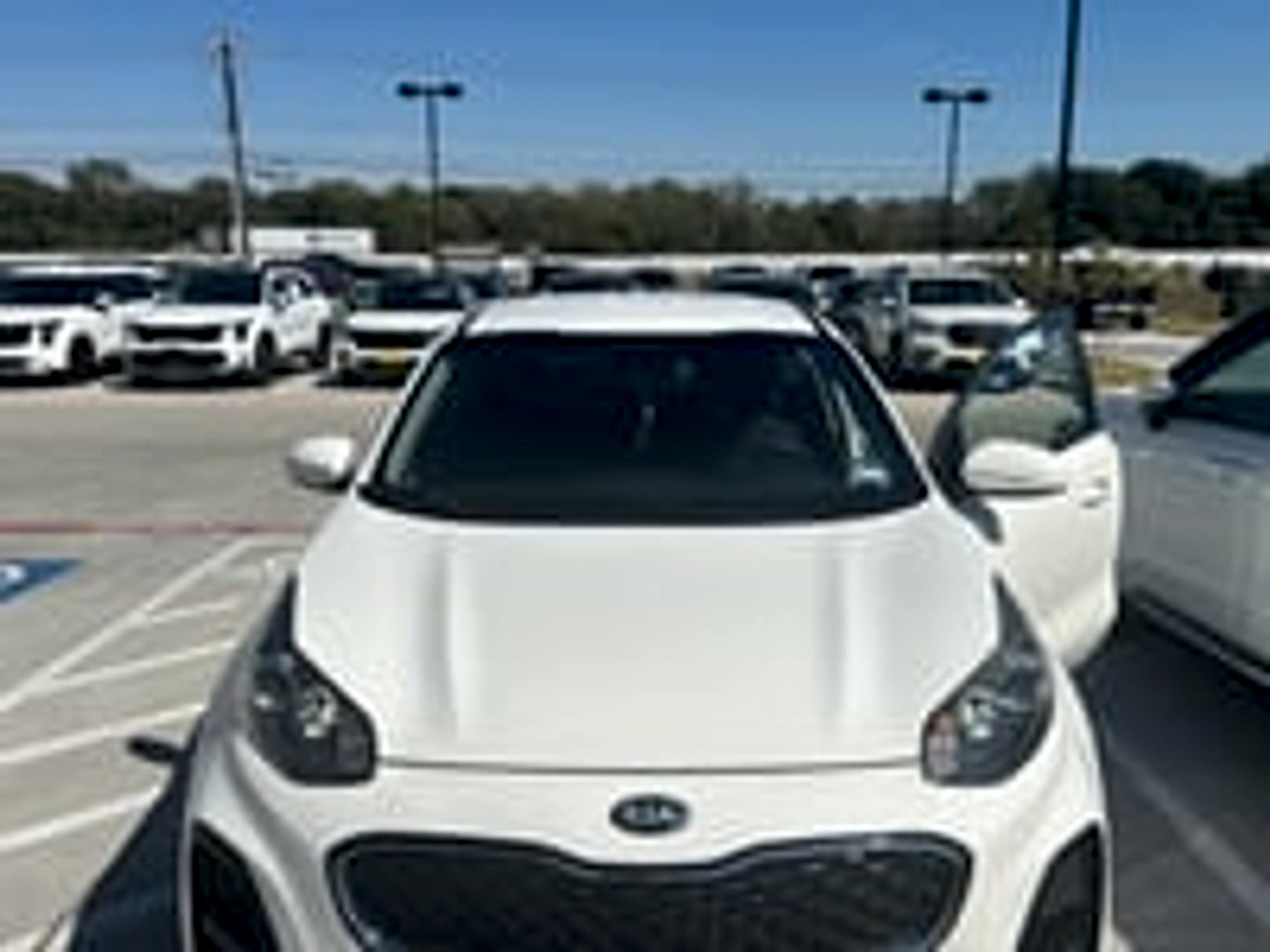 Used 2021 Kia Sportage LX FWD image 2