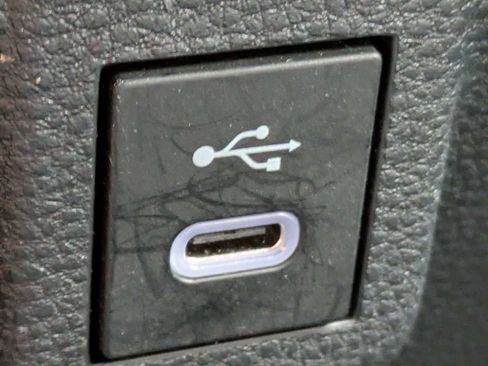 Used 2023 Toyota Corolla LE FWD image 23
