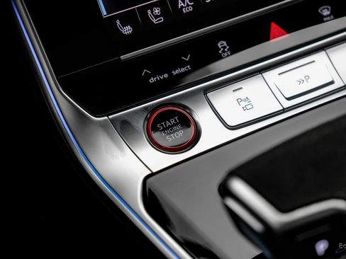 Used 2025 Audi RS 6 performance image 71