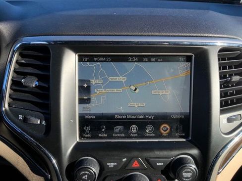 Used 2017 Jeep Grand Cherokee Limited image 33