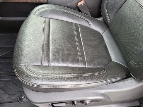 Used 2020 GMC Sierra 3500 Denali w/ Denali Ultimate Package image 18