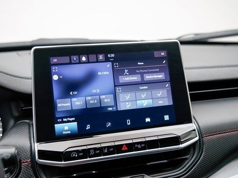 Used 2024 Jeep Compass Trailhawk image 28