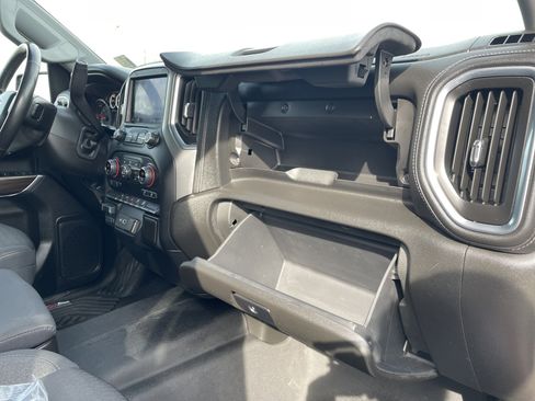 Used 2021 Chevrolet Silverado 1500 RST image 39