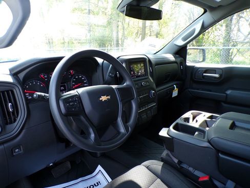 New 2026 Chevrolet Silverado 1500 Custom AWD/4WD image 12