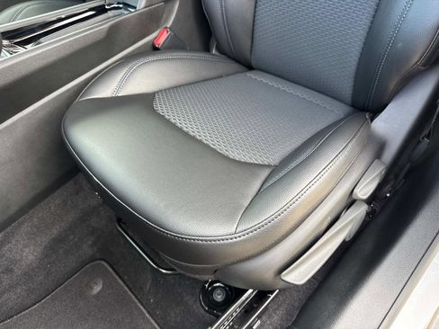 New 2026 Jeep Compass Latitude image 19