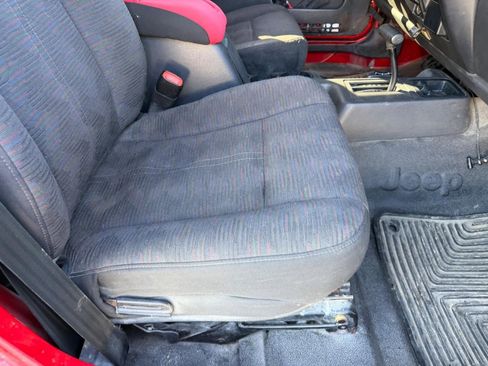 Used 2004 Jeep Wrangler 2dr Unlimited 4WD w/ Convenience Group image 18