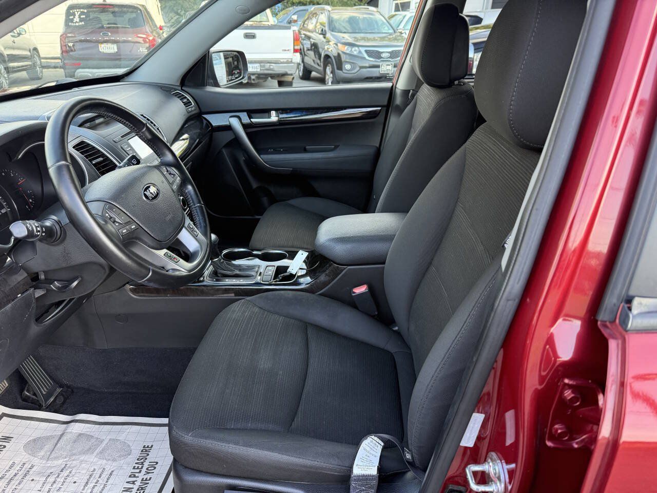 Used 2014 Kia Sorento LX FWD image 11