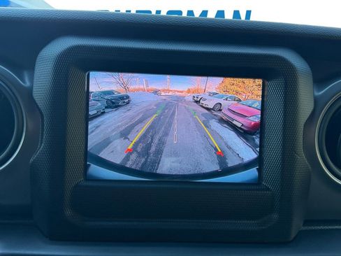 Used 2022 Jeep Wrangler Unlimited Sport S image 24