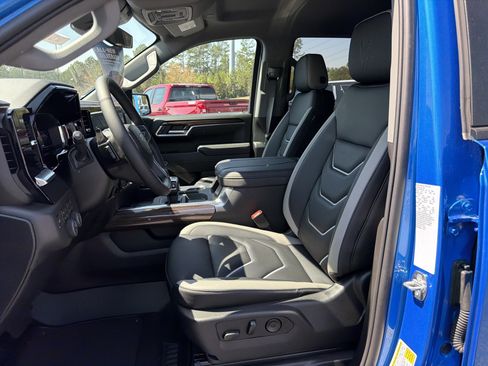 New 2025 Chevrolet Silverado 1500 RST w/ Convenience Package II image 9