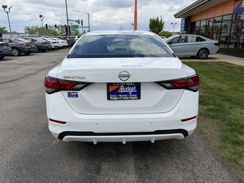 Used 2025 Nissan Sentra SV w/ All-Weather Package FWD image 4