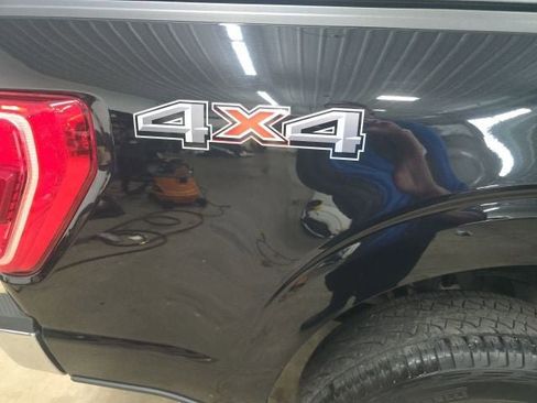 Used 2022 Ford F150 XLT w/ Equipment Group 302A High AWD/4WD image 9