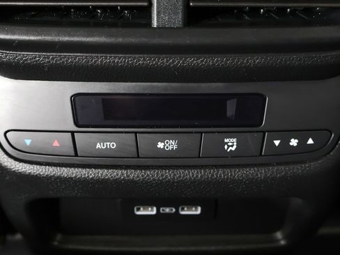 Used 2023 Honda Pilot EX-L image 55